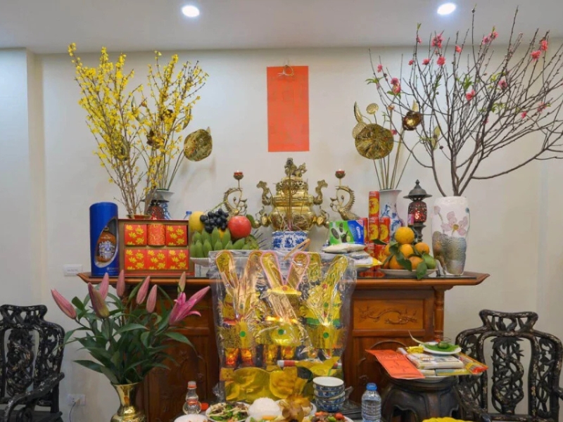 tết cắm hoa gì trên bàn thờ 2